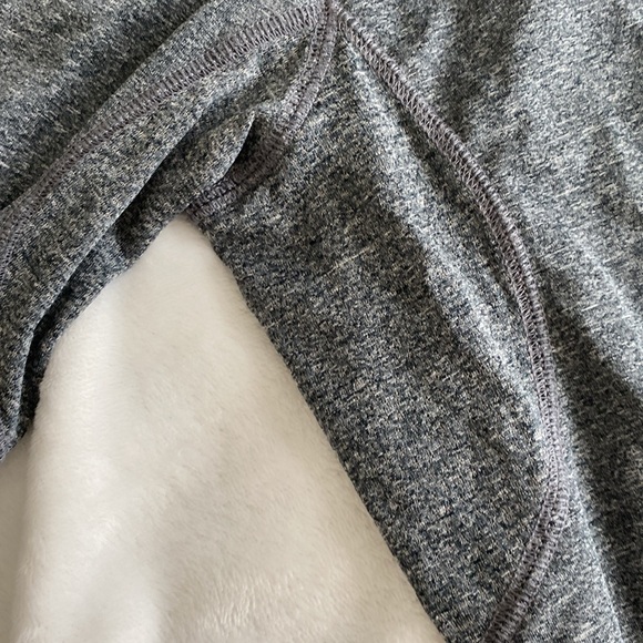 Champion grey heather sweatshirt with mesh panels - Picture 7 of 17